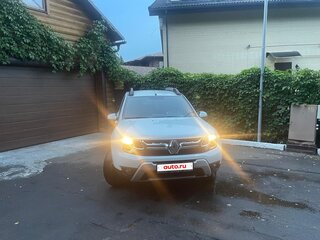 2017 Renault Duster I Рестайлинг, белый, 1600000 рублей, вид 2