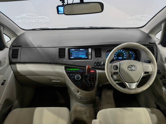 2013 Toyota ISis I Рестайлинг, синий, 1785000 рублей - вид 8