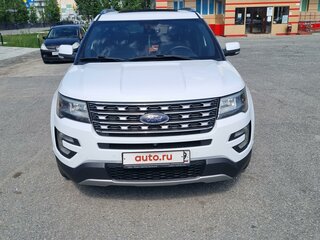 2017 Ford Explorer V Рестайлинг, белый, 2950000 рублей, вид 1
