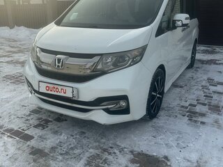 2015 Honda Stepwgn V, белый, 2250000 рублей, вид 2