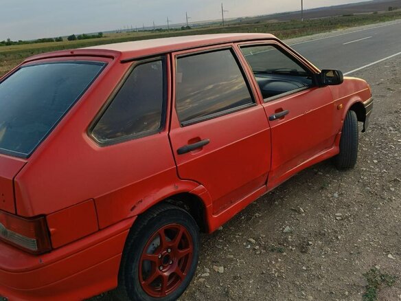 2004 Lada (ВАЗ) 2114, красный, 160000 рублей - вид 2