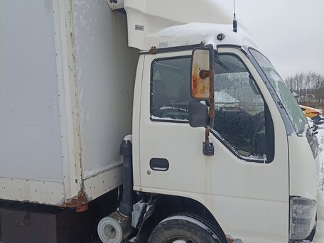 2008 Isuzu Elf (N-series), белый, 1400000 рублей, вид 1