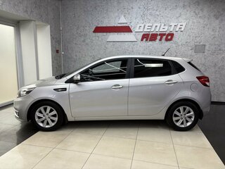 2016 Kia Rio III Рестайлинг, серебристый, 1299000 рублей, вид 2