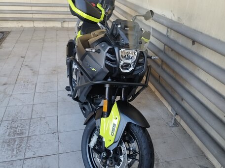 2025 QJMotor SVT 650, чёрный, 600000 рублей, вид 2