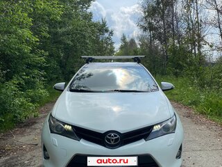 2013 Toyota Auris II, белый, 640000 рублей, вид 3