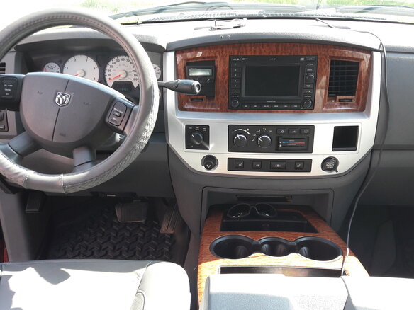 2007 Dodge RAM III (DR/DH), красный - вид 3