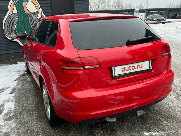 2009 Audi A3 II (8P) Рестайлинг 2, красный, 850000 рублей - вид 2