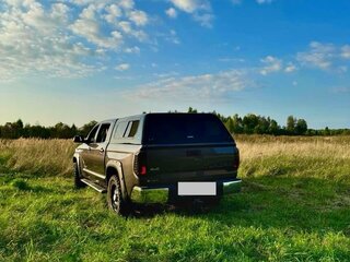 2016 Toyota Tundra CrewMax II Рестайлинг, серебристый, 4000000 рублей, вид 4