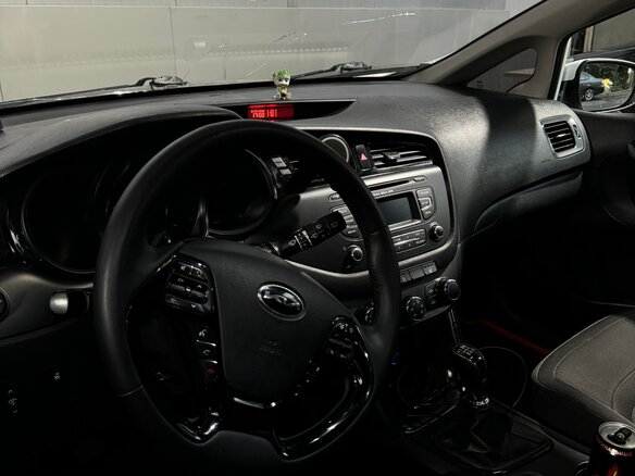 2013 Kia Ceed II, белый, 650000 рублей - вид 5