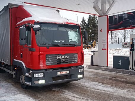 2008 MAN TGL, красный, 3500000 рублей, вид 2