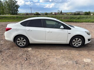 2014 Opel Astra J Рестайлинг, белый, 820000 рублей, вид 4
