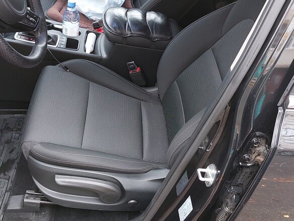 2020 Kia Sportage IV Рестайлинг, чёрный, 2340000 рублей - вид 15