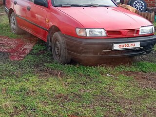 1993 Nissan Sunny N14, красный, 100000 рублей, вид 5