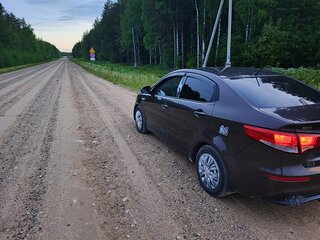 2016 Kia Rio III Рестайлинг, коричневый, 1350000 рублей, вид 1