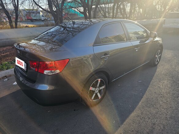 2012 Kia Cerato 6-speed II, серый, 870000 рублей - вид 2