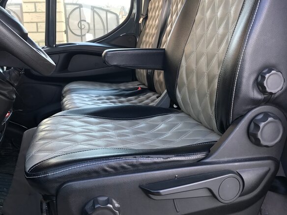 2021 Iveco Daily, серый, 4700000 рублей - вид 4