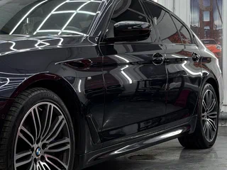 2019 BMW 5 серии 530d xDrive VII (G30/G31/G38), чёрный, 4699000 рублей, вид 3