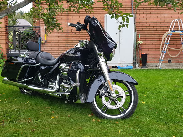 2018 Harley-Davidson Street Glide, синий, 2300000 рублей - вид 5