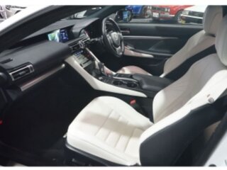 2021 Lexus RC 300 I Рестайлинг, белый, 5500000 рублей, вид 4