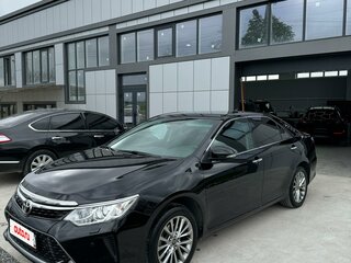 2015 Toyota Camry VII (XV50) Рестайлинг, чёрный, 2550000 рублей, вид 2