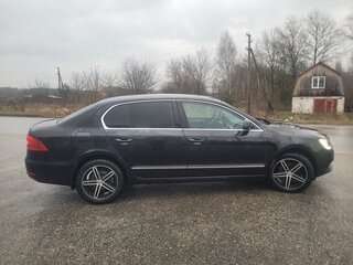2014 Skoda Superb DSG II Рестайлинг, чёрный, 1100000 рублей, вид 2