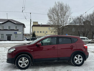 2010 Nissan Qashqai I Рестайлинг, красный, 1150000 рублей, вид 3