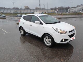 2015 Hyundai ix35 I Рестайлинг, белый, 1500000 рублей, вид 2