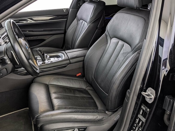 2021 BMW 7 серии Long 750Li xDrive VI (G11/G12) Рестайлинг, синий, 6750000 рублей - вид 20