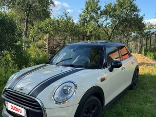 2015 Mini Hatch Cooper III (F55/F56), бежевый, 1137000 рублей, вид 2