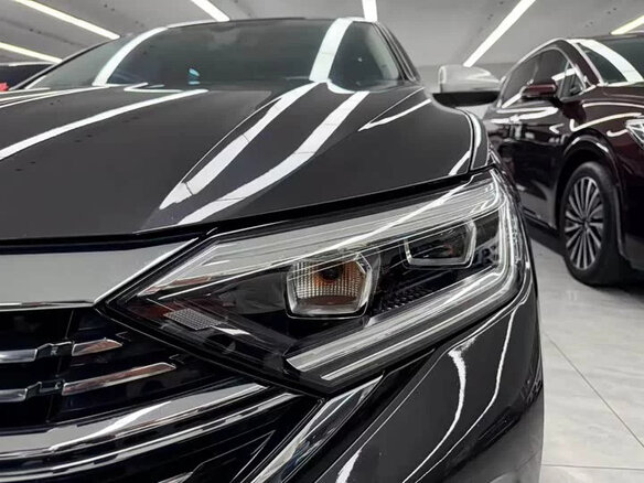 2023 Volkswagen Sagitar III Рестайлинг, коричневый, 1240000 рублей - вид 13