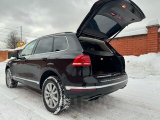 2015 Volkswagen Touareg II Рестайлинг, чёрный, 2500000 рублей, вид 5