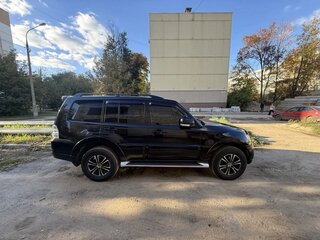 2013 Mitsubishi Pajero IV Рестайлинг 1, чёрный, 2100000 рублей, вид 4