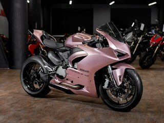 2022 Ducati Panigale V2, розовый, 1500000 рублей, вид 2