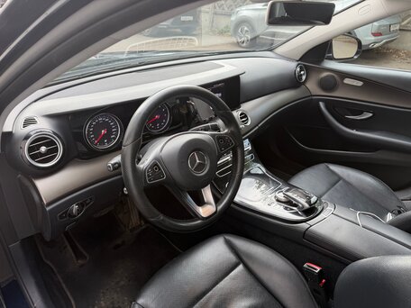 2016 Mercedes-Benz E-Класс 200 V (W213, S213, C238), зелёный, 1790000 рублей, вид 5