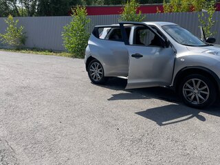 2012 Nissan Juke I, серебристый, 1300000 рублей, вид 4