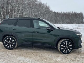 2024 Geely Atlas II, зелёный, 2950000 рублей, вид 4