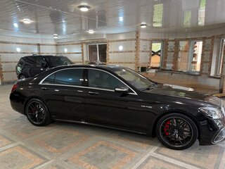 2018 Mercedes-Benz S-Класс AMG 63 AMG Long III (W222, C217) Рестайлинг, чёрный, 10000000 рублей, вид 4