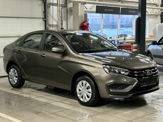2026 Lada (ВАЗ) Vesta I Рестайлинг (NG), коричневый, 1880000 рублей, вид 2