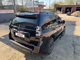 2021 Toyota Land Cruiser Prado 150 Series Рестайлинг 3, чёрный, 6885800 рублей, вид 5