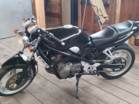 1995 Suzuki Bandit GSF 250, чёрный, 200000 рублей, вид 1