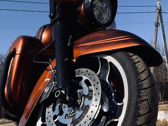 2011 Harley-Davidson Street Glide, коричневый, 999000 рублей - вид 13
