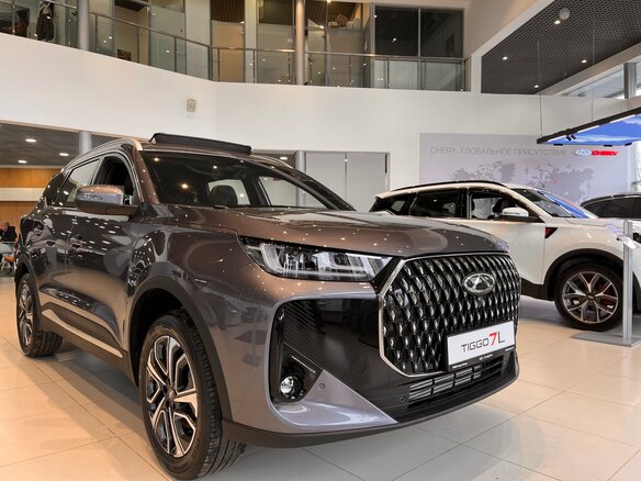 2025 Chery Tiggo 7L I, серый - вид 2