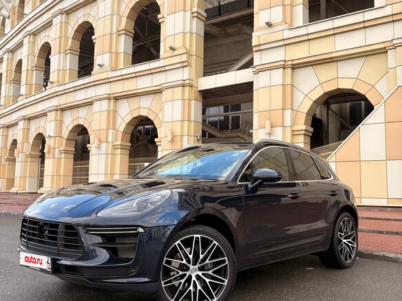 2022 Porsche Macan I Рестайлинг 2, синий, 6800000 рублей - вид 2