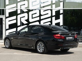 2013 BMW 5 серии 520i VI (F10/F11/F07), чёрный, 1880000 рублей, вид 2