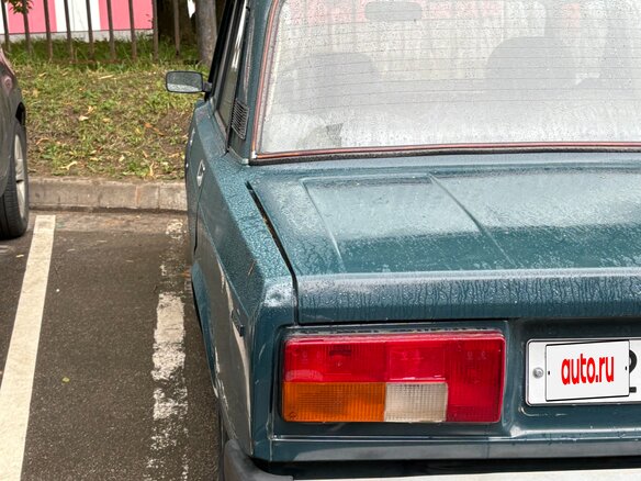 1996 Lada (ВАЗ) 2105, синий - вид 2