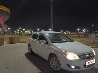 2013 Opel Astra H Рестайлинг, белый, 600000 рублей, вид 5