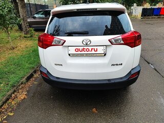2015 Toyota RAV4 IV (XA40), белый, 2250000 рублей, вид 2