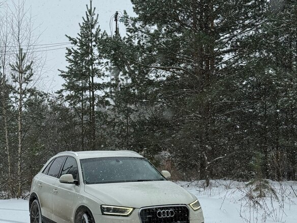 2012 Audi Q3 I (8U), белый - вид 2