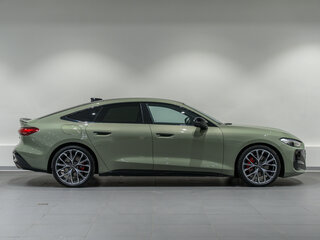 2026 Audi A5 L III (B10), зелёный, 6300000 рублей, вид 4