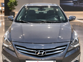 2016 Hyundai Solaris I Рестайлинг, серебристый, 699000 рублей, вид 3